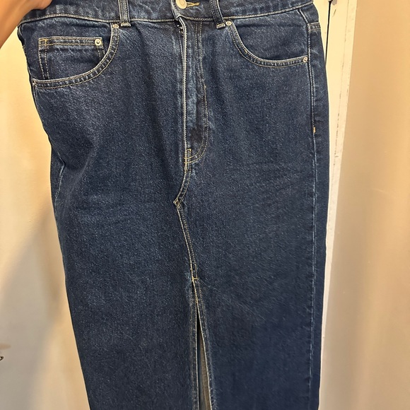 H&M Blue Denim Midi Skirt - Picture 4 of 4